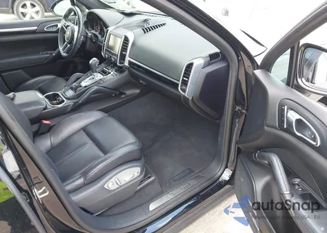 2016 Porsche Cayenne из США, поврежденный, VIN WP1AA2A21GLA10847